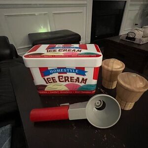Melissa & Doug Ice Cream Set with Red Scoop